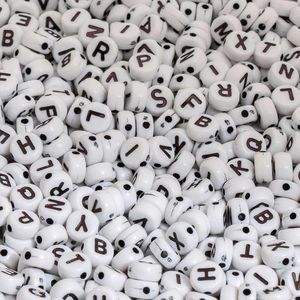 Micanga de Letras Luli LTA101 4x7mm Pacote com 250g