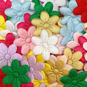 Aplicacao de Flor Sortida 2cm Luli Pacote com 100un