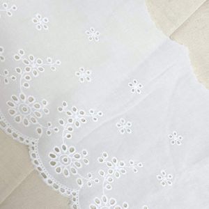Bordado Ingles de Algodao Lulitex 190802 15,2cm 13,7M
