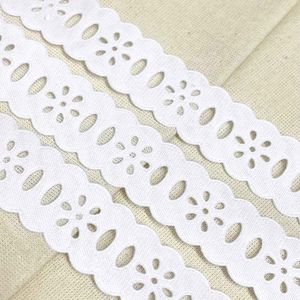 Passa Fita Marilda Margarida Mod.02 2,3cm 10 Metros